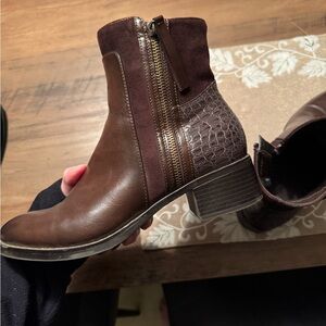 Elegant Brown Ankle Boots